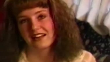 Amateur retro babe doggystyled