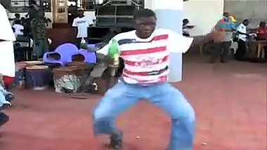 Kimsumu Dala Dances and Fucks your girll with his highwaters