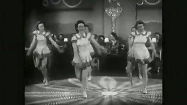 SEXY HOT RETRO BABES DANCE VIONTAGE BALLET
