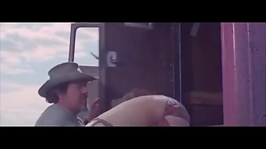 MATURE WOMAN KNOCKOUTS AND OTS CARRIES A GIRL