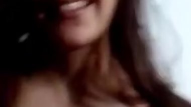 flakita deliciosa se masturba por webcam. Chat her at - Gamadestian.com