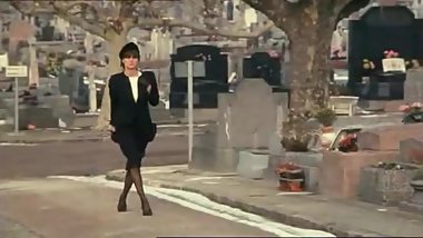 Le Couteau Sous La Gorge (1986)