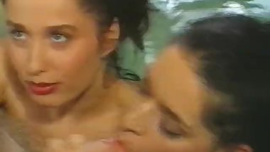 Erika Bella - Versaute Riesentitten scene 1