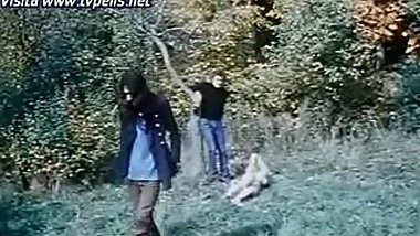 El cadaver asesino (rossa dalla pelle che scotta)