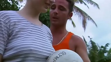 Mishi loves Volley and DP