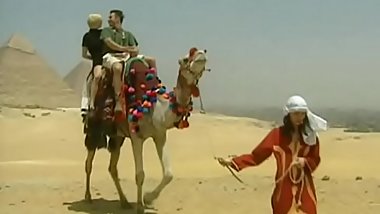 Kitty and Nikolette, Anal Threesome in the Desert