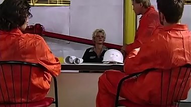 Suzan Nielsen, Gangbang in the Petroleum Platform