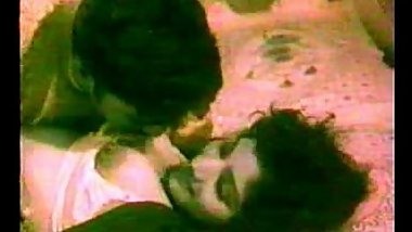 Vintage Mallu Classic 11 Mallu Classics- Young Babilona Hot Boobs Suck-Uncensored