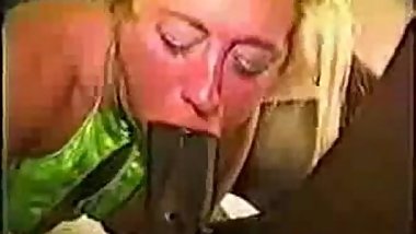 Vintage white milf sucking a big black cock
