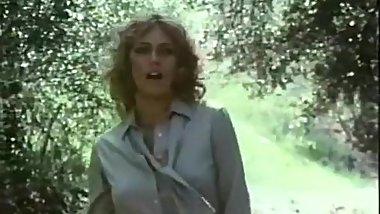 Jacqueline Lorians, Brooke Fields, Debi Diamond in vintage fuck clip