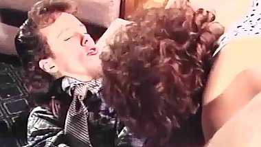 Gal Fucks A Toy In Vintage Vid