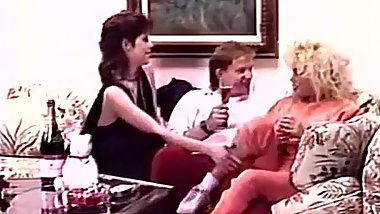 threesome fuck in retro 70s porno