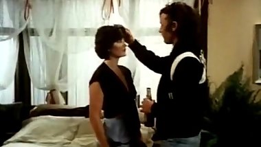 Aunt Pegs John Holmes, Richard Kennedy, Sharon York in vintage porn clip
