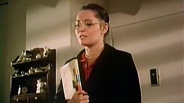 How to seduce professor in classic porn movie