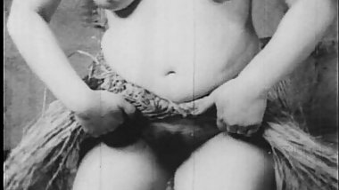 The Hula Girl Hairy And Deep Sucking