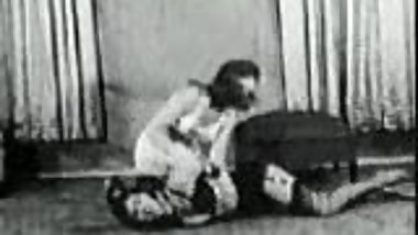 Betty Page - Catfight - Vintage Bondage