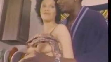 Classic Vintage Retro - DiamondCollection 19 Scene 05