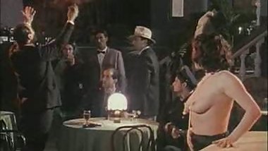 La vie torride de Al Capone 1 of 2