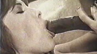 Happy Valentine Day- 70s Loop (Gr-2)