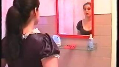 Fantasies of a rich Portuguese woman on her maid.