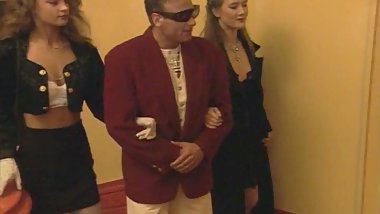 Natalia Rommel- Feuchte Hoeschen (Gr-2)