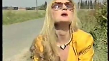 Anal am Strassenrand