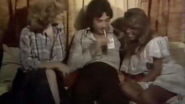 threesome, the cock glows