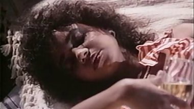 The very fine Shanna Evans