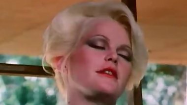 Lips... (Vintage Movie) F70