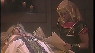 A blonde slut dressed up like an egyptian queen sucks a dick and fucks