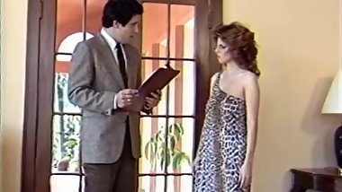 Lonely housewife seduced a stranger