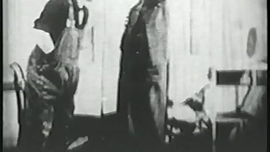 Vintage porn slut loves to have her pussy fingered before she rides big dick