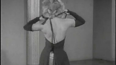 Vintage Stripper Film - Spicy Gams