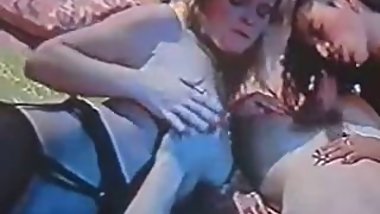 Vintage FFM Threesome with Cumshot
