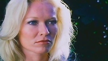 Jessie St James, John Leslie - Talk Dirty To Me