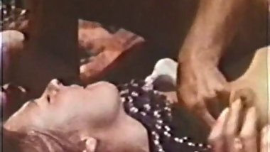 vintage US - Dirty Movies 2 - Campus Virgin (Part 2)