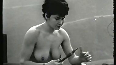 Unknown Pin-up in Old Fashion