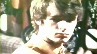 Madura y su joven  70s