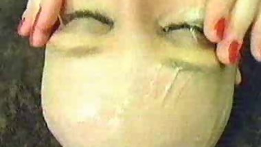 Devote Schlampe - Complete Dirty Head Shave Video