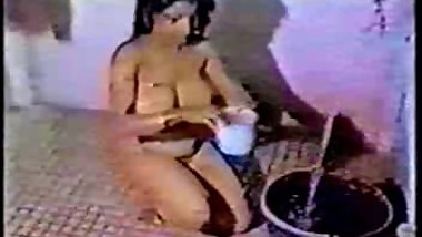 Awesome Ancient Desi Porn Movie Featuring Hot Desi Auntie