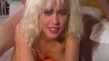Dana Lynn scene