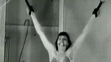 Vintage Betty bondage