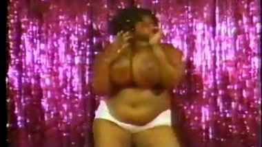 Miss Twin Towers stripping on stage!