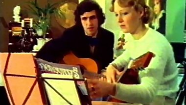 Les Deux Guitares