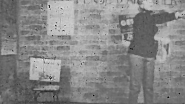 Vendeuse de Journauxgirl (1957)