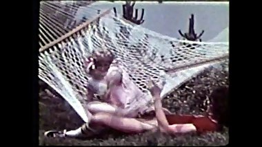 MERLE SWINGS