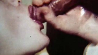 Vintage Fucking In The Bathroom