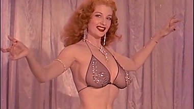 TAKE IT OFF - vintage nylons striptease stockings