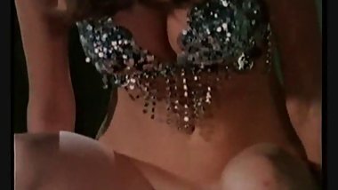 Classic U.S : Les guerrieres du sexe (1977)