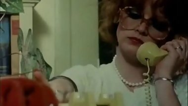 THE BLONDE NEXT DOOR